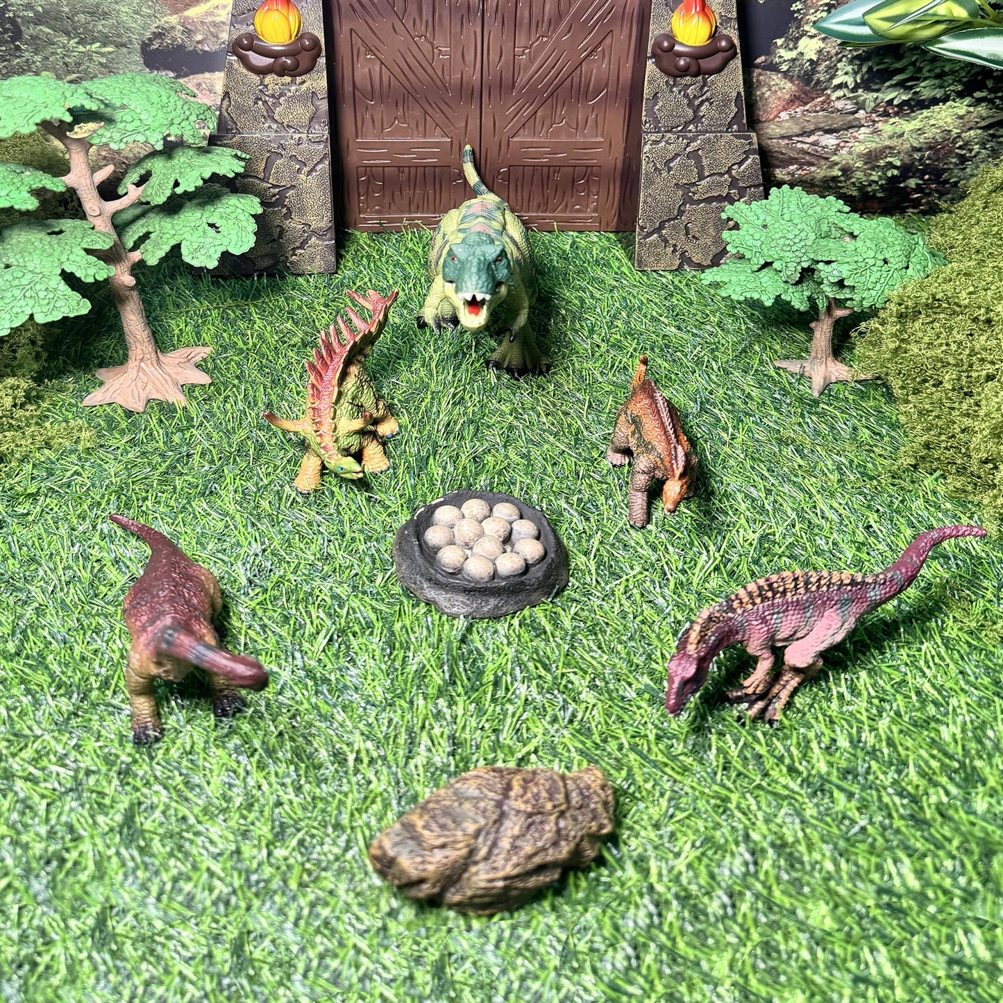 EKU EASYKU Dinosaur Park Gate Play Set - Realistic Tyrannosaurus Toys for Kids 3-7, Includes Dino Nest of Eggs, Plastic