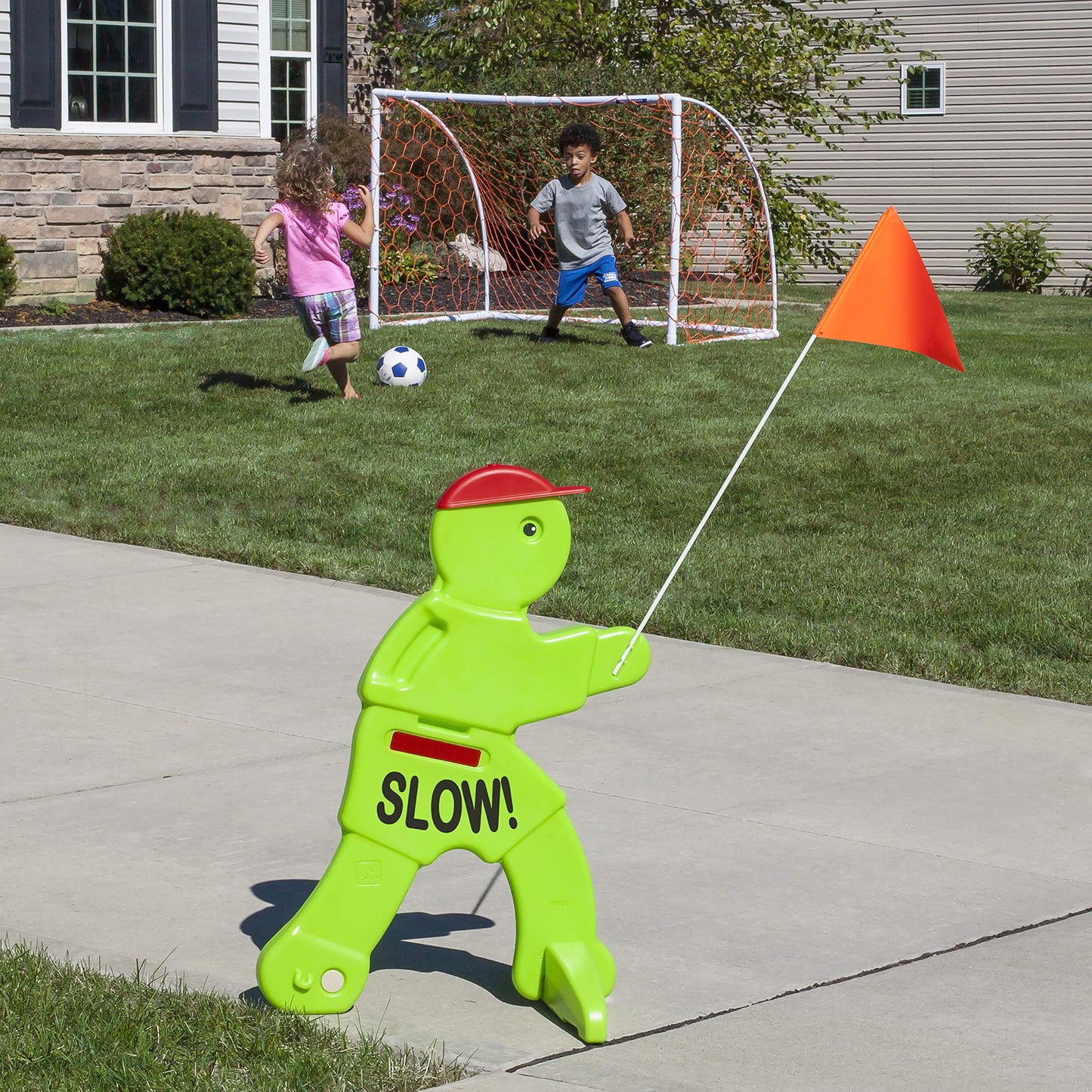 Step2 Visual Warning Alert Kid Safety Cover - Green, 92x99x61 cm, Durable Child Safety Solution, Ideal for Home Use