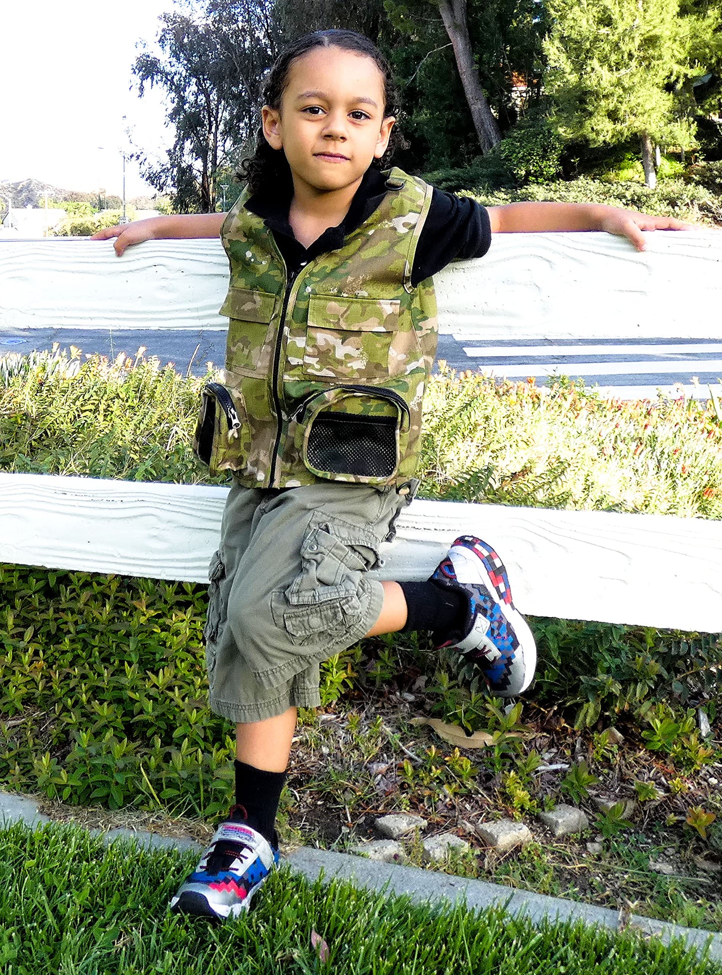 Eagle Eye Explorer Kids Cargo Vest Small/Medium Fits Youth Size 4-7 (Camouflage, Small/Medium)