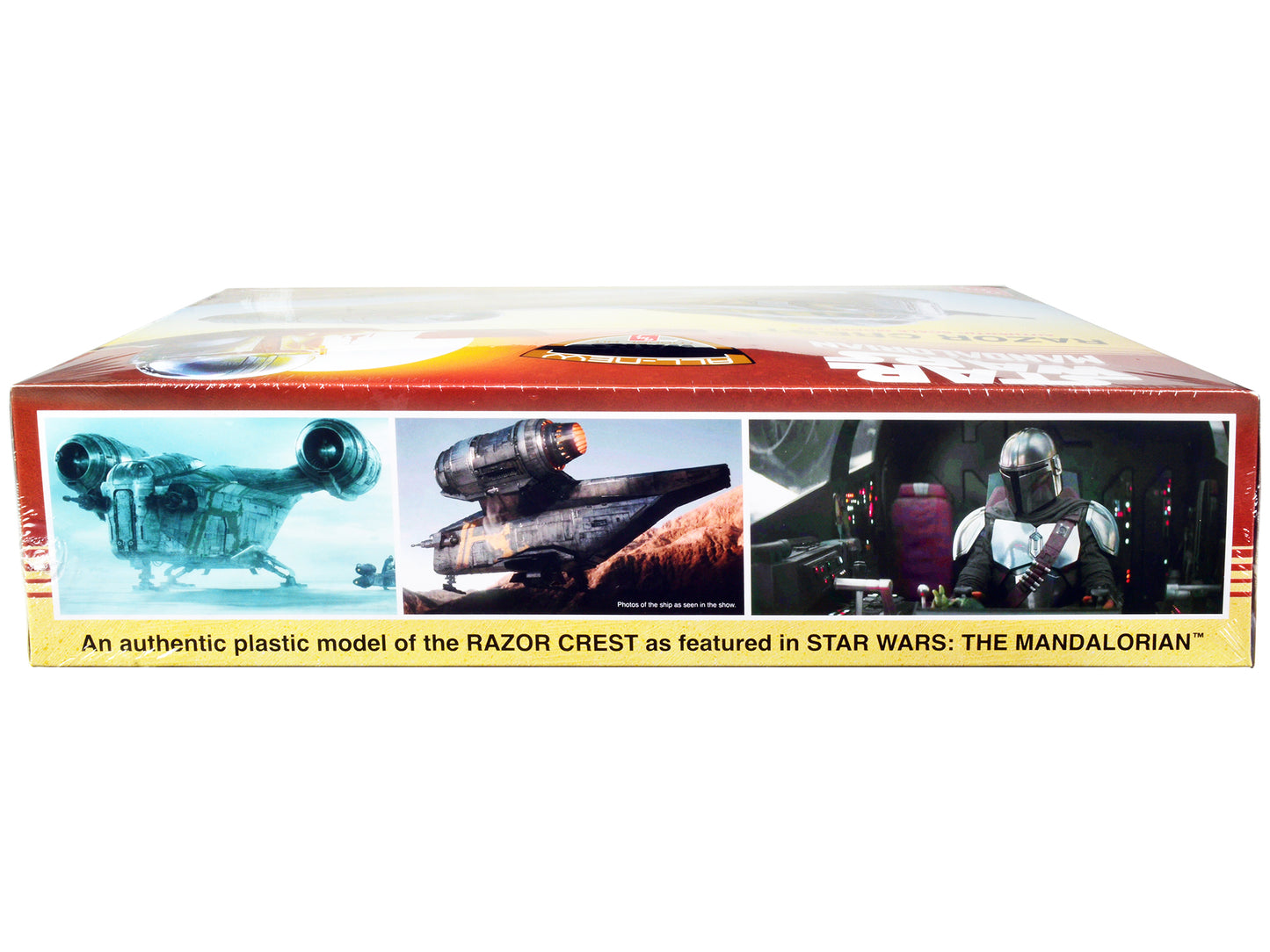 Skill 2 Model Kit Razor Crest Spaceship ''Star Wars: The Mandalorian'' 1/72 Scale Model By Amt