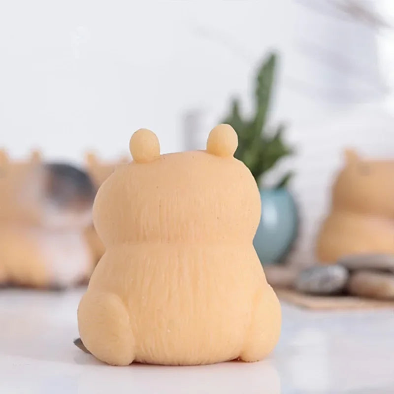 Mini Capybara Pinch Statue Stretchable Squeeze Fidget Capybara Figurines Soft Cartoon Animal Figure Home Decor Creative Gift