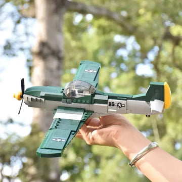 SLuban MOC WW2 Series Normandy Landing P-51 Mustang Fighte Building Blocks Higgins Landing Craft Modle Bricks Tank Toys For Kids
