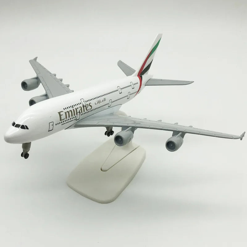 Plane Model Airbus A380 20cm Aircraft Model Emirates Metal Replica Alloy Material Aviation Simulation Airplanes Decoration