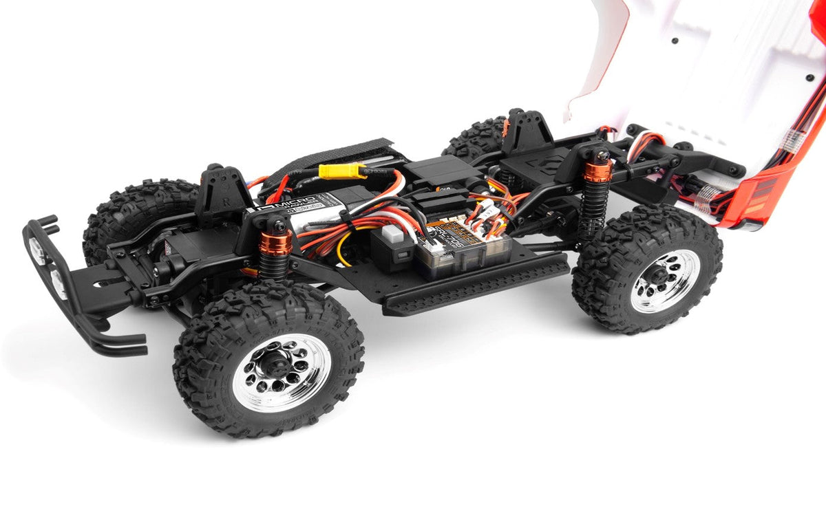 HPI Racing Venture18 1/18 RTR Flux Brushless 1985 Toyota Hilux SR5 - Red
