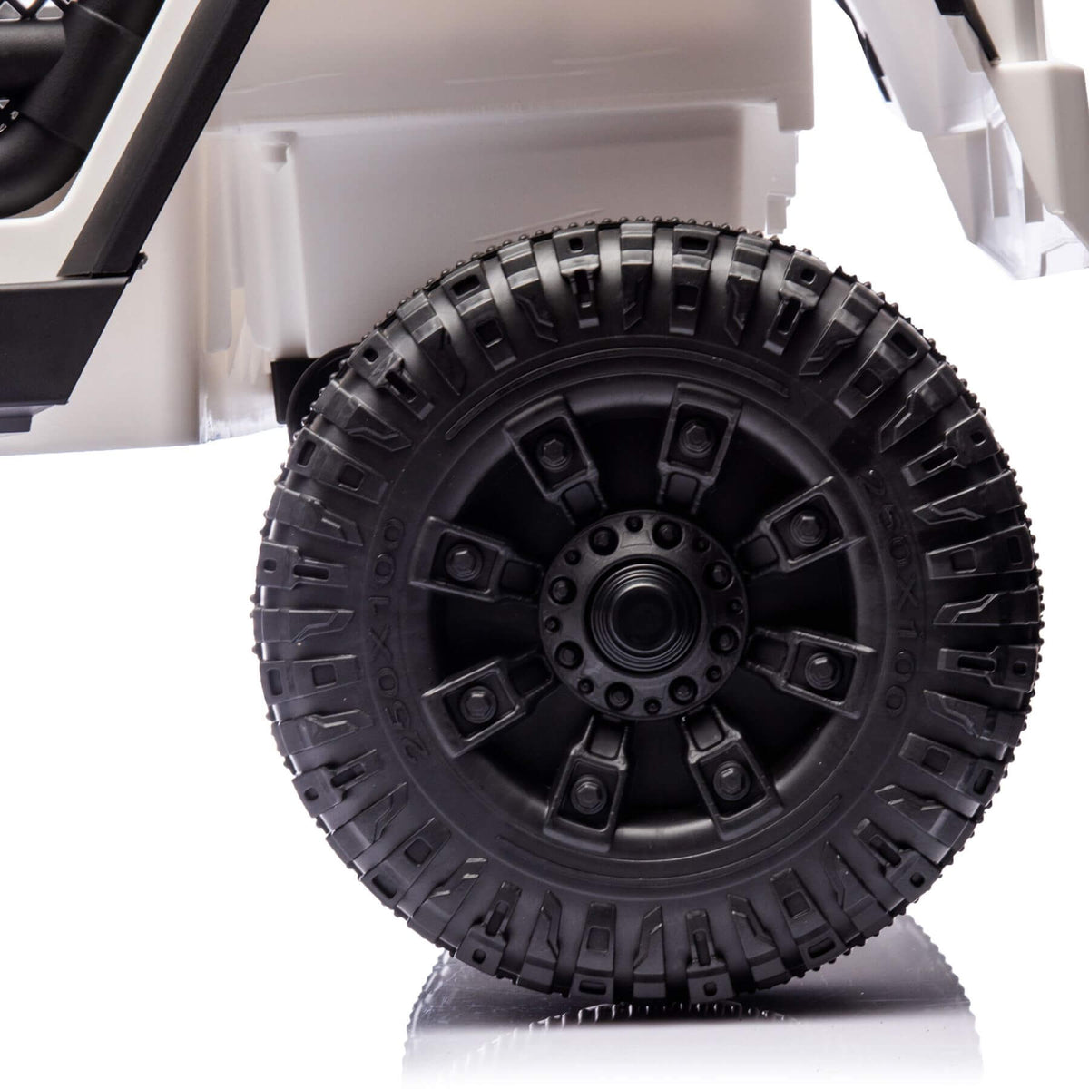 ToyRides Elite 24V Kids Ride On Car W/Parents Remote Control, White