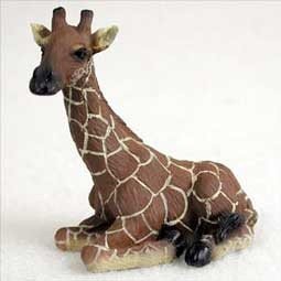Conversation Concepts Sitting Giraffe Miniature Figurine - Brown Vinyl, Model 6061754