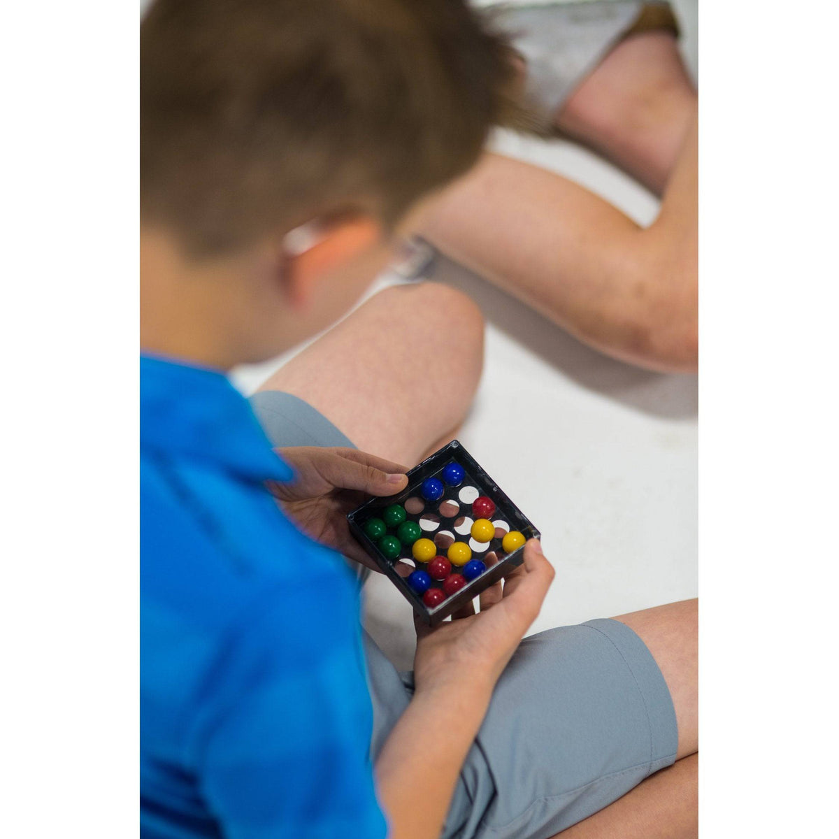 TRICKY FINGERS Handheld Marble Race Challenge