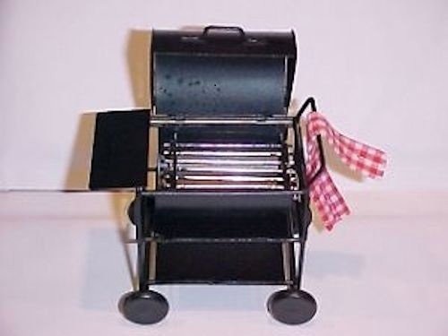 Dollhouse Miniature BBQ Grill with Towel