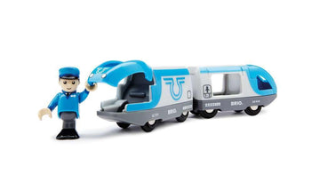 Brio World - 33506 Travel Battery Train | 3-Piece, Battery-Operated Toy Train Set | Ideal For Kids Ages 3 And Up | Compatible With All Brio Train Sets