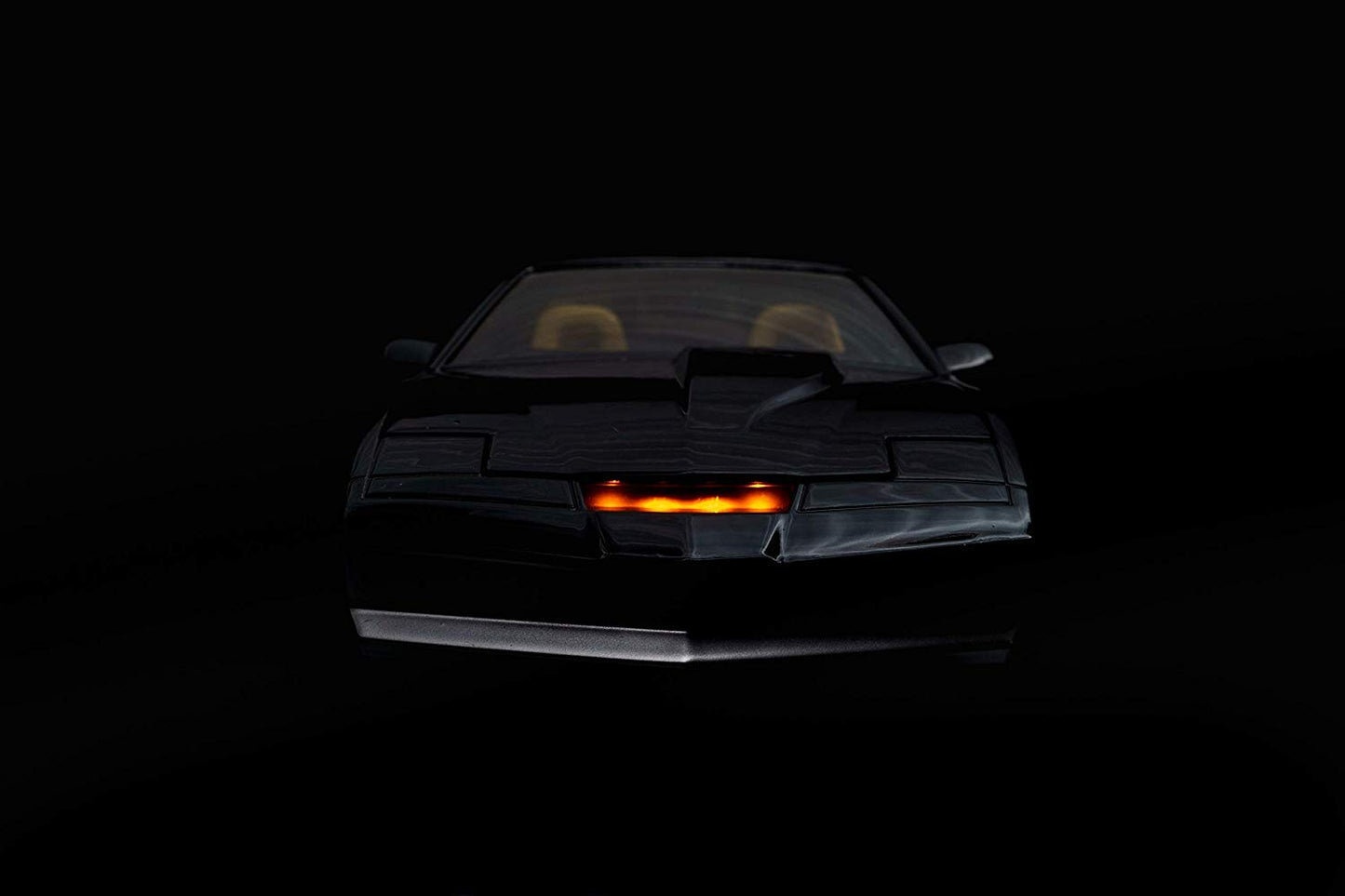 Jada Toys Hollywood Rides Knight Rider K.A.R.1982 Pontiac Firebird 1: 24 Diecast Vehicle With Light Up Feature, Glossy Black / S