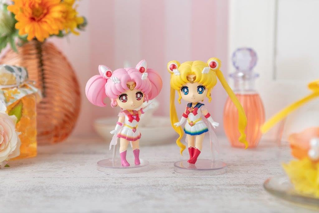 TAMASHII NATIONS - Pretty Guardian Sailor Moon Eternal - Super Sailor Moon - Eternal Edition, Bandai Spirits Figuarts mini Actio