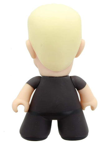 Buffy the Vampire Slayer's limited availability Spike 4.5