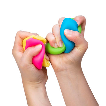 Schylling Needoh Mac 'N' Squeeze - Sensory Squeeze Toy - Contains 4 Squishy Noodles - 3' Wide - Color May Vary (Pack Of 1)