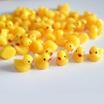 Kuanfine 60 Pcs Tiny Duck Figures Mini Resin Duck Miniature Bead Slime Charms for Dollhouse Garden Landscape Aquarium Decoration
