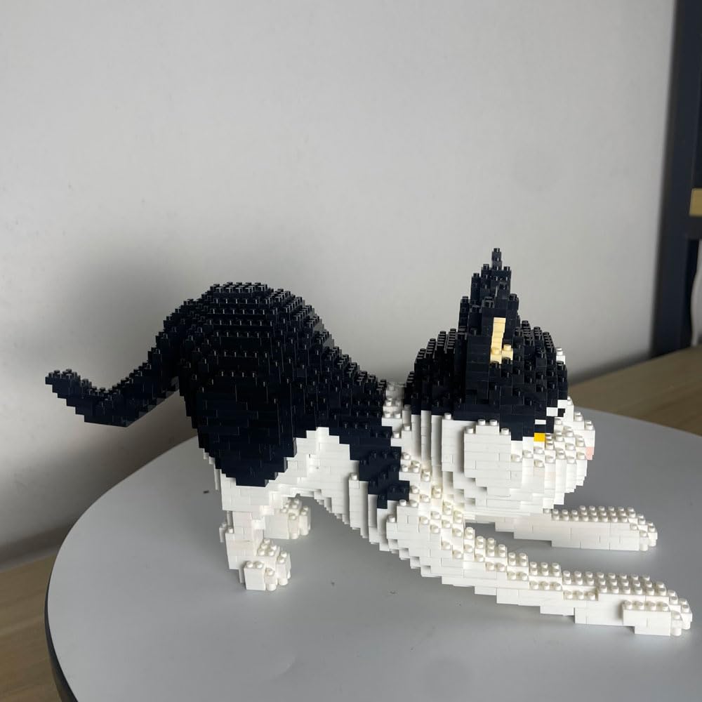 Alltogetho Cow Cat Model Micro Mini Building Block Toys Sets: Enjoy Layered Black-And-White Patterns With The Dynamic Running Po