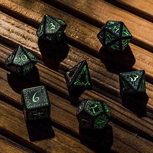 Elvish Dice Black/Glow-In-The-Dark (7) Board Game