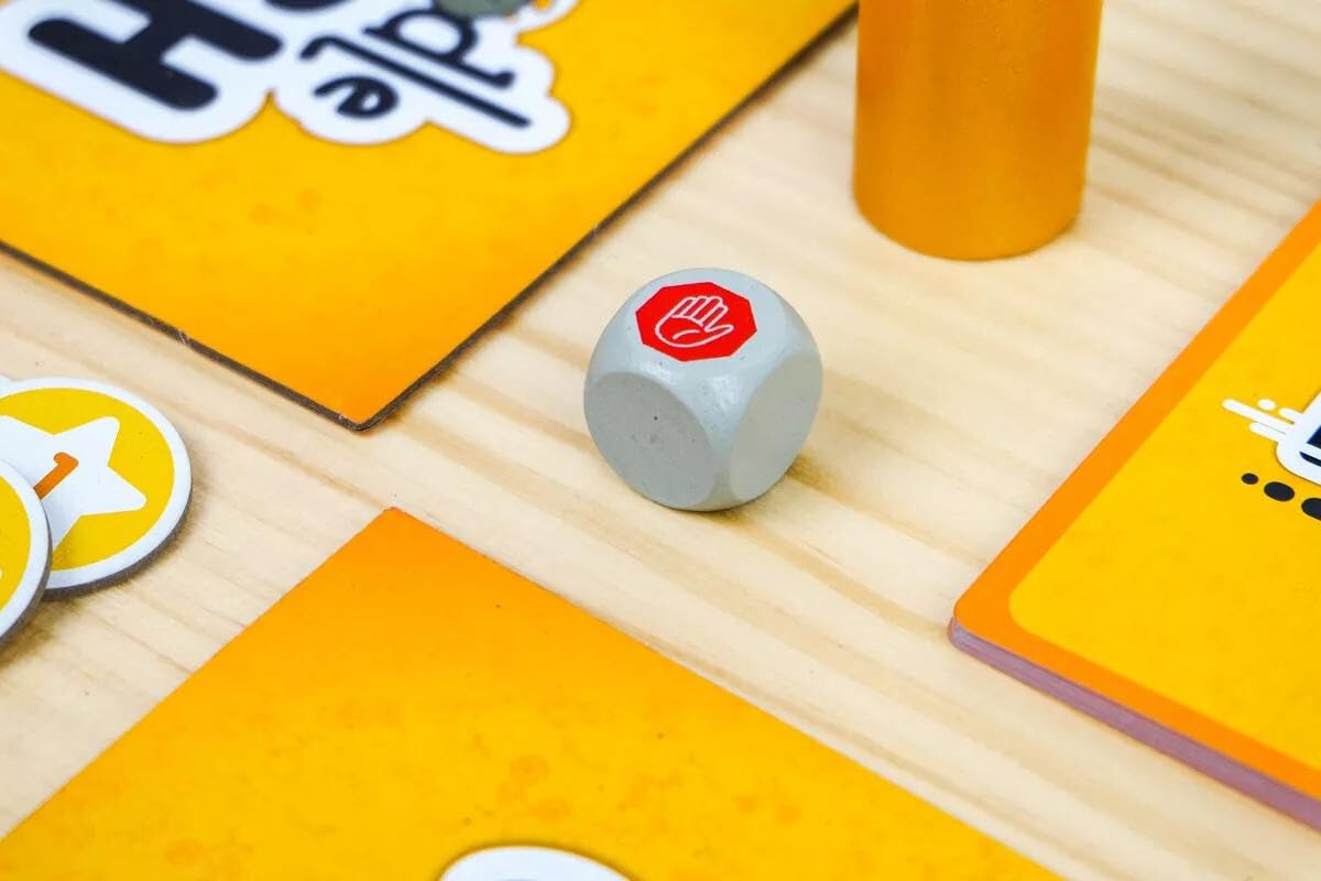 Indie Boards and Cards Doodle Dash Game - Standard Size, Yellow Cardboard, Model DDSH1IBC