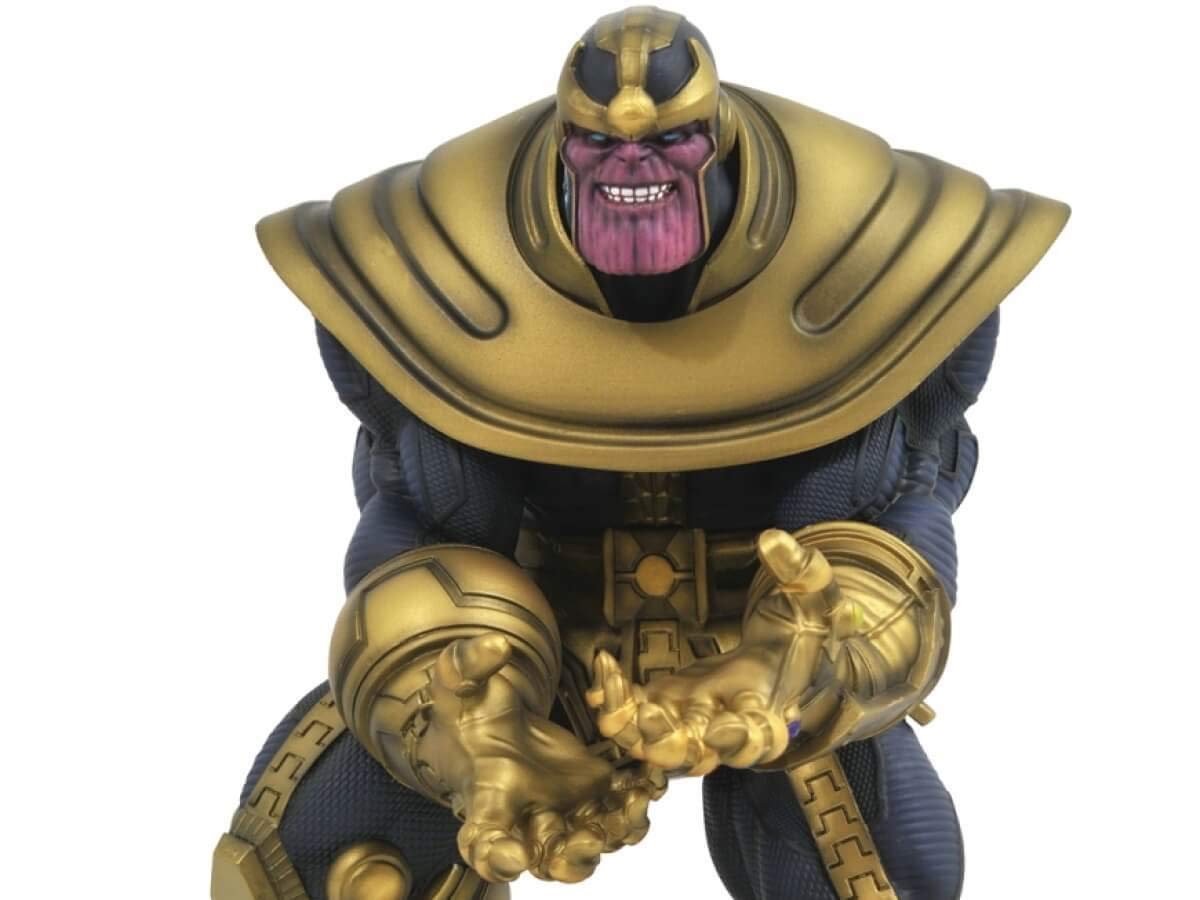 Diamond Select Toys Marvel Gallery Thanos PVC Figure, Multicolor, Model MAY192386