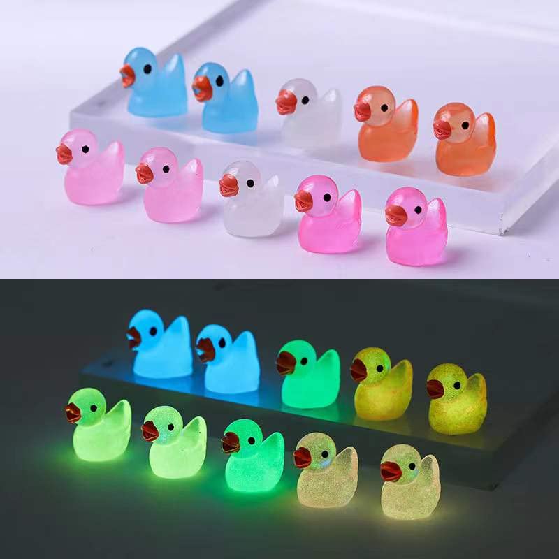 Neec 110 Pcs Random Color Mini Resin Duck Glow In The Dark
