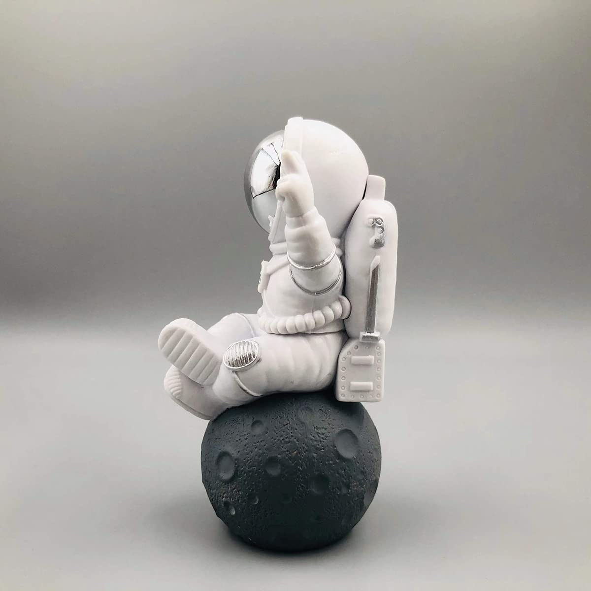 Ecacon Figurine Astronaut Statue Spaceman D  Cor,Desktop & Tabletop Decorative Cute Mini Space Figure Ornament,Cake Toppers Deco