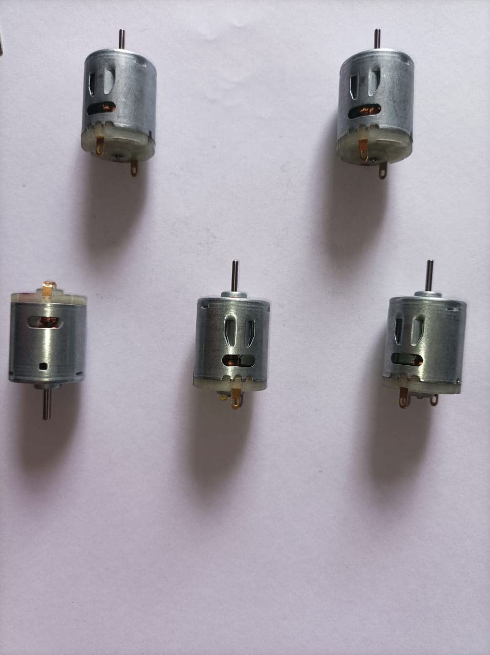 Rashri; One For All 5 Pieces Toy Macro Mini Motor 3V To 12V Dc Motor Control Electronic Hobby Kit 385 Motor