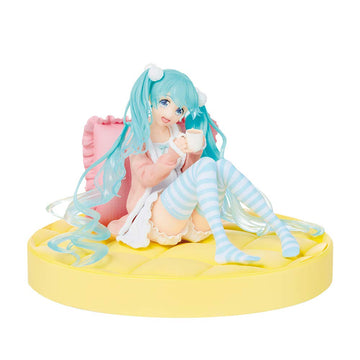 Taito Original Casual Clothes 4.7' Hatsune Miku Action Figure