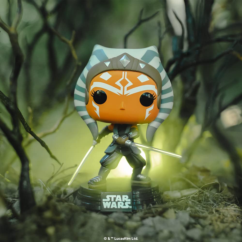 Funko Pop! Star Wars: The Mandalorian - Ahsoka With Lightsabers Vinyl Bobblehead