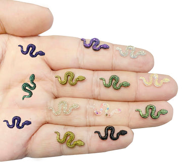 200Pcs Mini Snake Decor For Dollhouse Resin Tiny Snakes For Crafts Micro Miniature Snakes For Fairy Garden Dollhouse Micro Lands