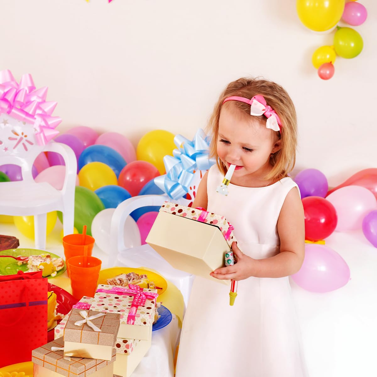 Toyvian 30PCS Musical Blow Outs Glitter Party Blowers Noisemaker Birthday Squawkers Noise Makers for Kids Birthday Holiday New Y