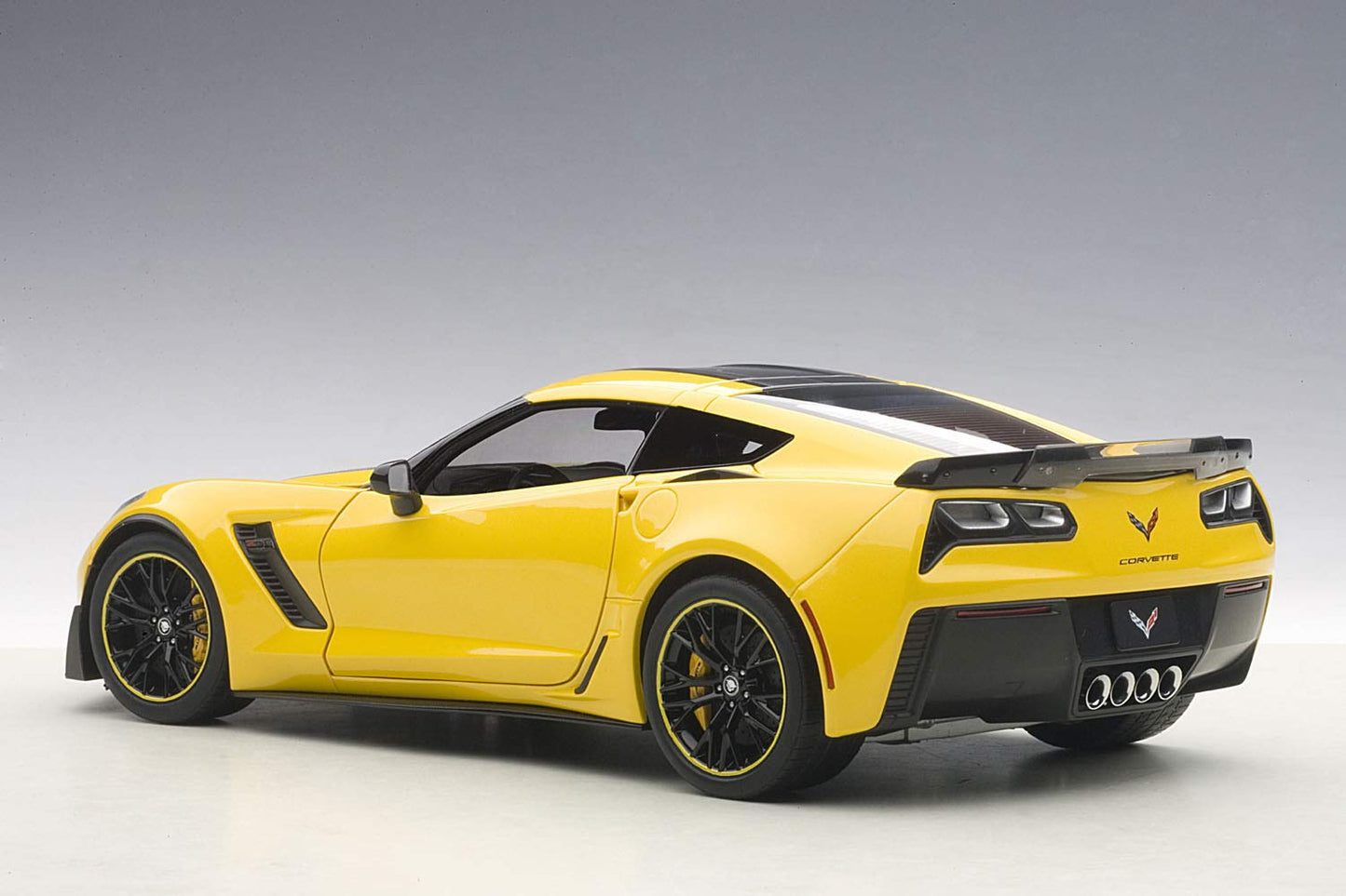 AUTOart 1/18 Model Car - 2016 Chevrolet Corvette C7 Z06 C7R Edition, Yellow/Black, Metal, Model 71260