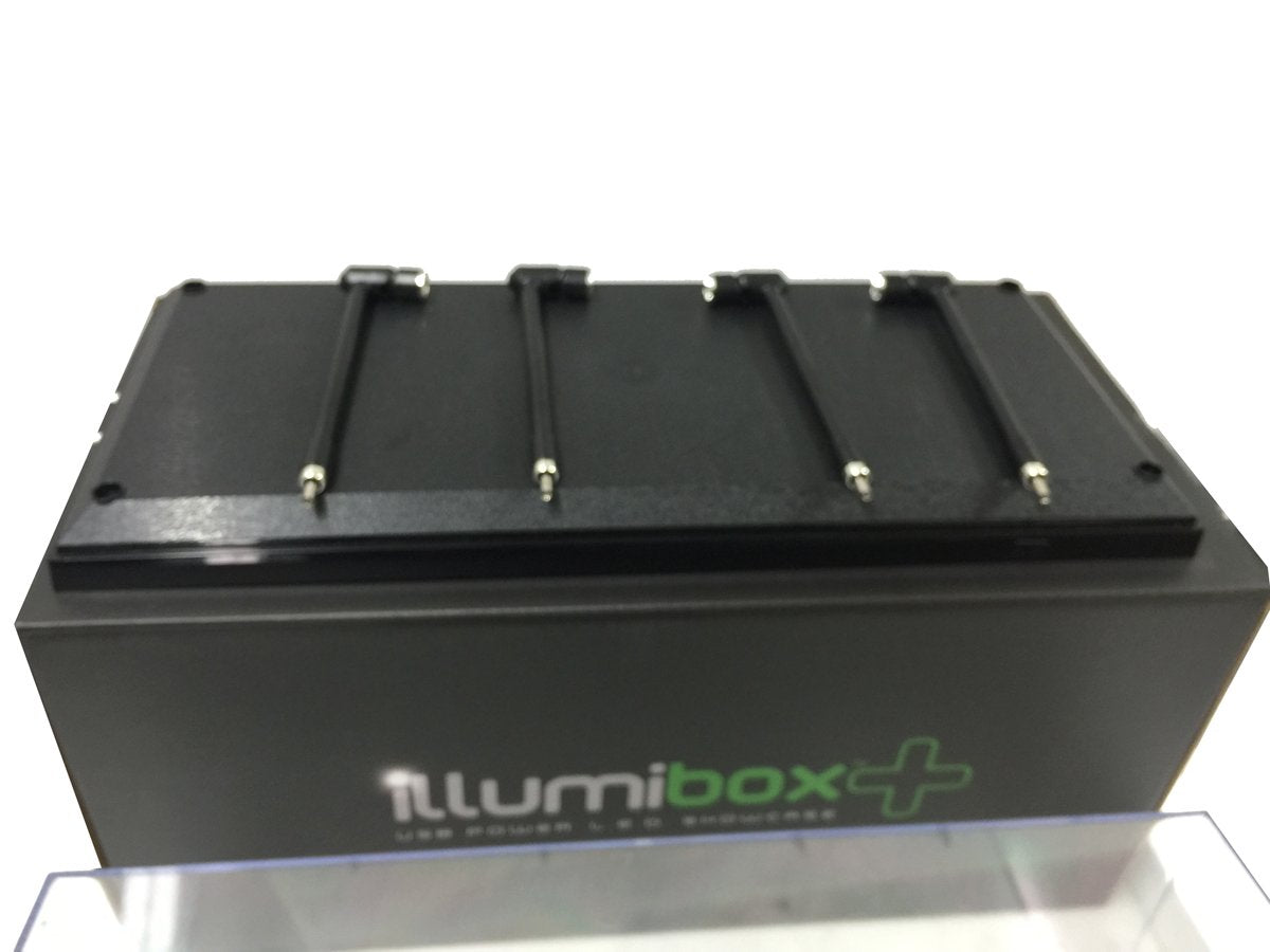 Illumibox Mj14001 Showcase 1: 18 X+ Usb Powered Led Black Base Display, Clear
