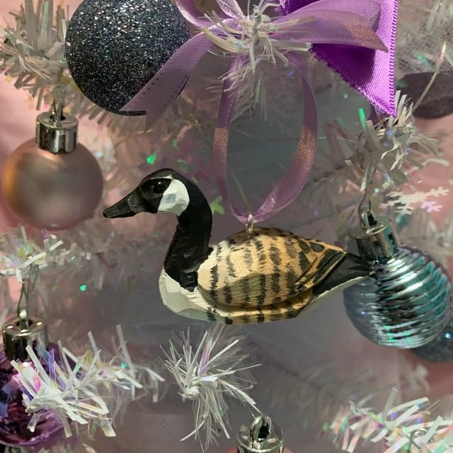 Selsela Canada Goose Figurine Decoration Handmade Wooden Statue Duck Art Decoy Carved Bird Geese Branta Small Animal Collectible