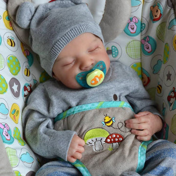 Wooroy Realistic Reborn Baby Dolls Boy - 18 Inch Lifelike Baby Doll Levi Real Life Baby Dolls That Look Real Soft Weighted Sleeping Newborn Baby Dolls Gift Toy For Age 3+