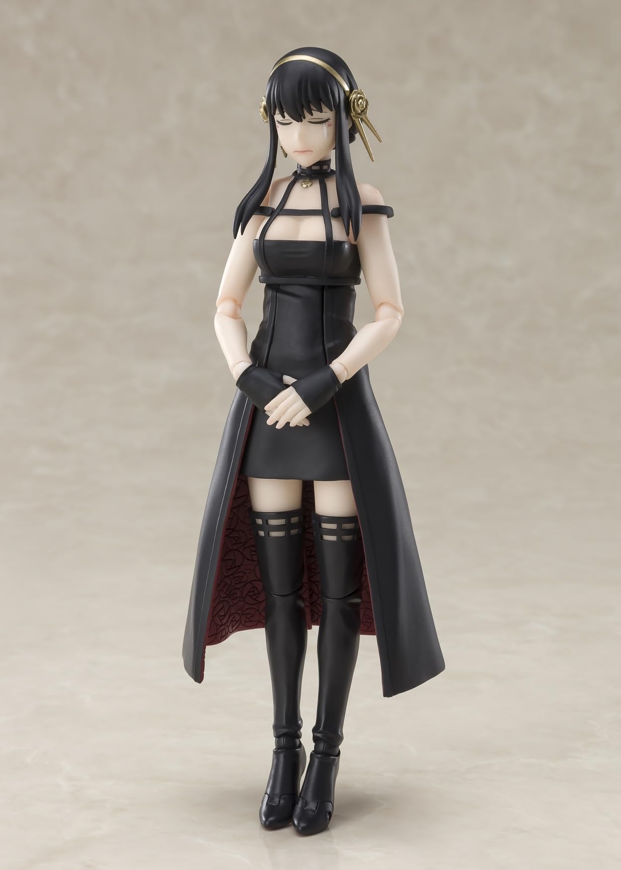 TAMASHII NATIONS - Spy x Family - Yor Forger  Bandai Spirits S.H.Figuarts Action Figure
