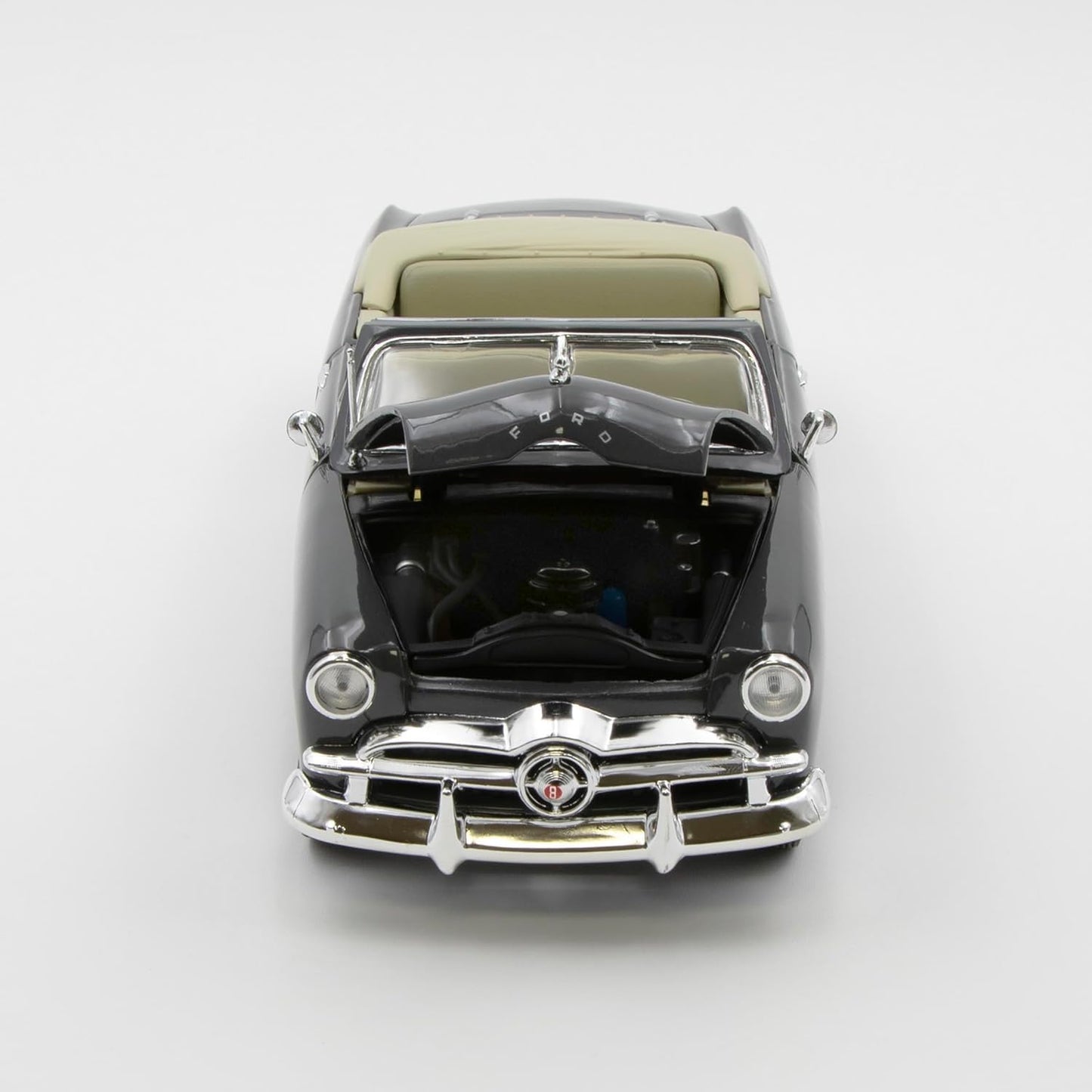 1949 Ford Convertible, Gray - Maisto 31682 - 1/18 Scale Diecast Model Toy Car