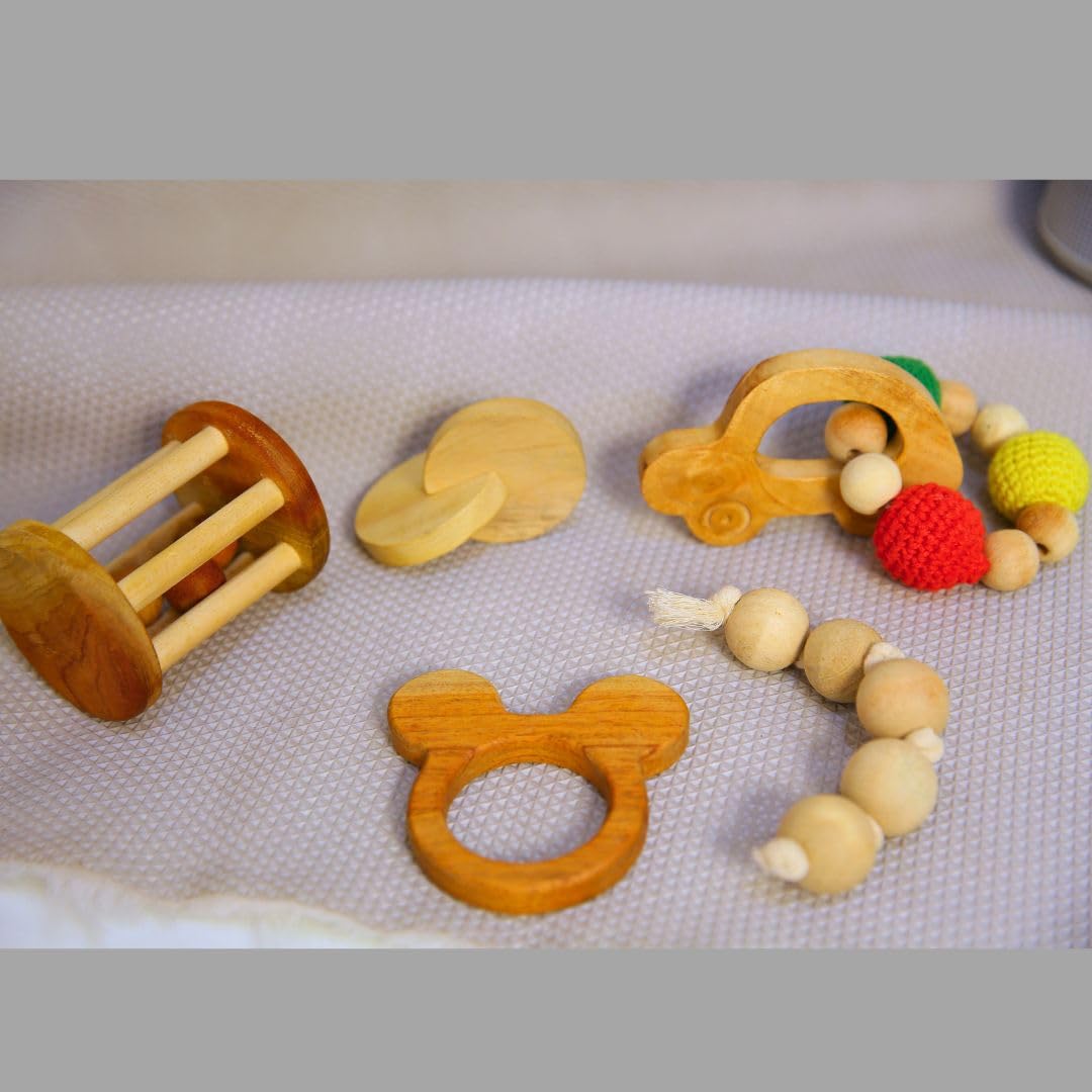 New Born Gift Set (Koalateething Bracelet, Holding Ring Rattle, Grasping Teether, Butterfly Neem Teether,Interlocking Disc) (Car