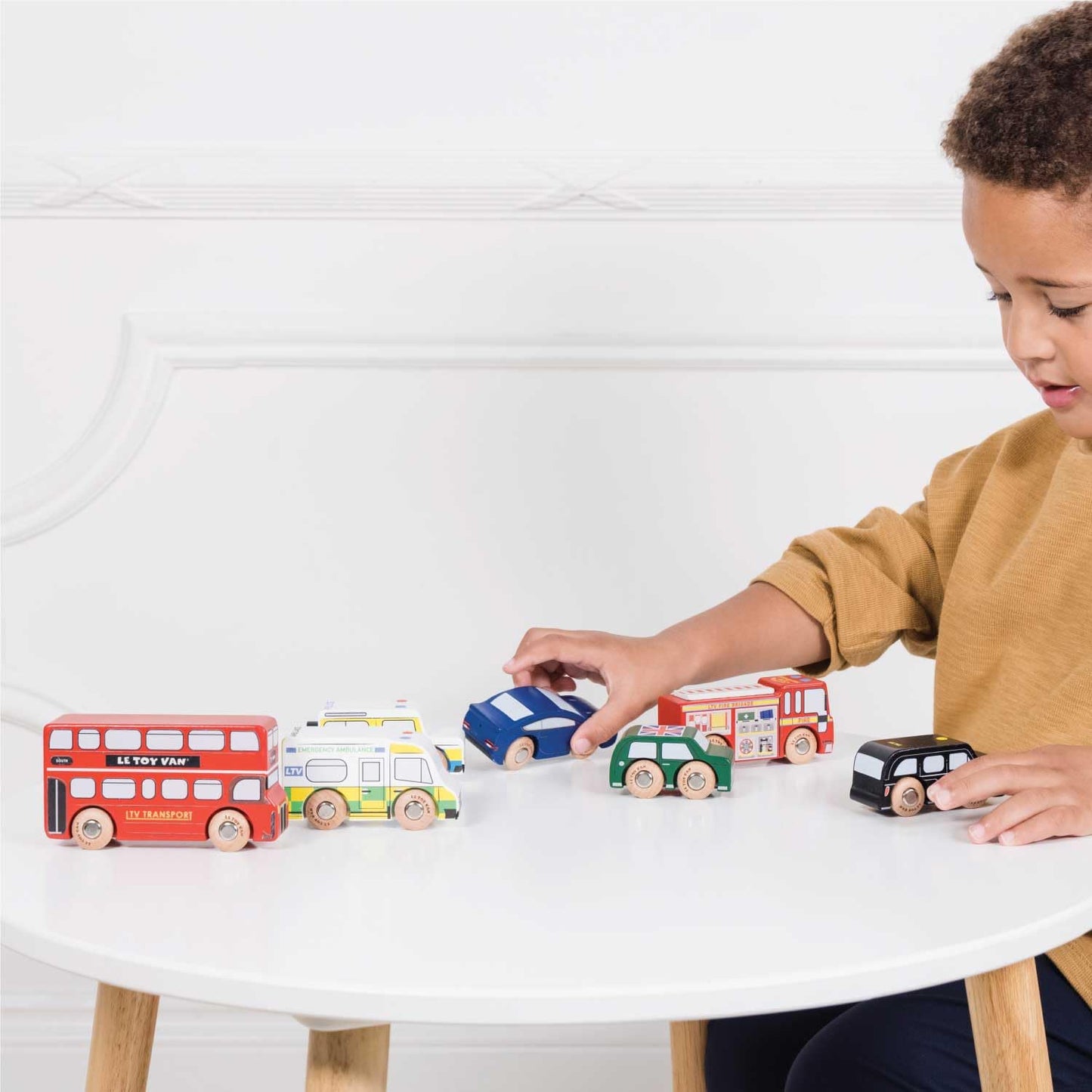 Le Toy Van London Car Set - Premium Wooden Toys for Kids, 7-pack, Multi Colored, Ages 3+, Model TV267