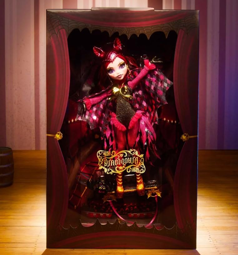 Monster High Freak Du Chic Draculaura Figure - SDCC 2023 Exclusive, Pink Collectible Doll