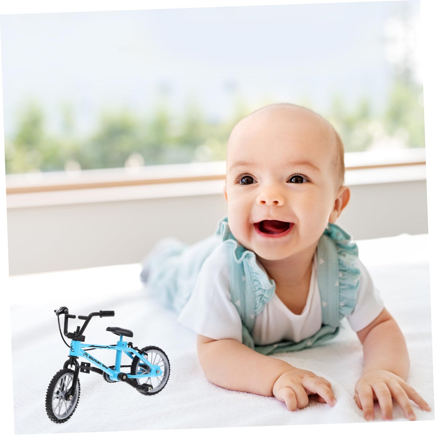 Totority Statue Alloy Tricycle Figurine Little rag Doll Model Bike Food Play Dollhouse Motorcycle Mini with Brake Decorations Doll House Miniature Artificial Bicycle Miniature
