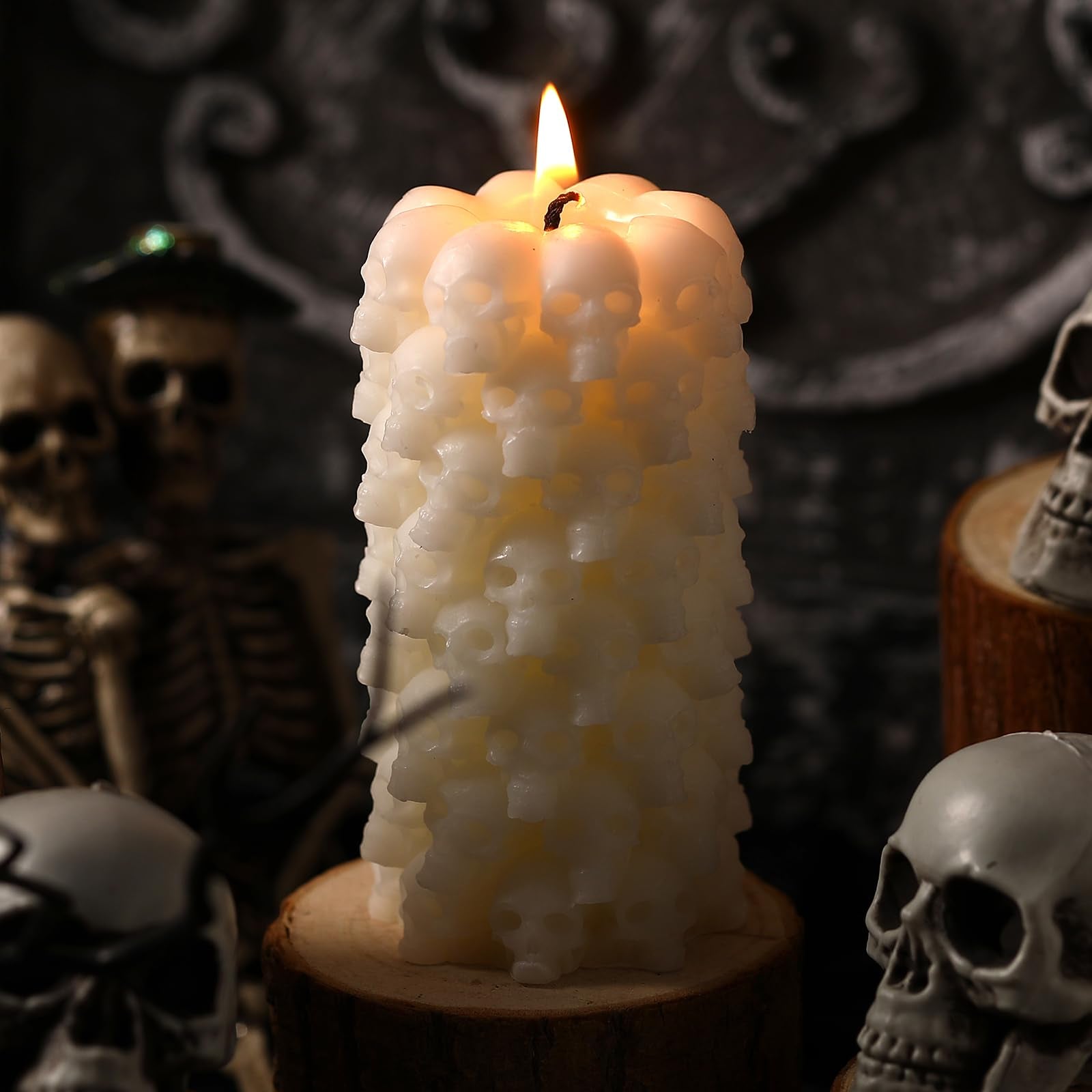Nuanchu Halloween Large Figure Image Candle Spooky Candle Holder Skeleton Candle Soy Wax Candles Home Decor for Halloween Birthd