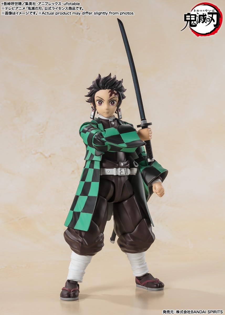 TAMASHII NATIONS - Demon Slayer: Kimetsu no Yaiba - Tanjiro Kamado S.H.Figuarts Action Figure