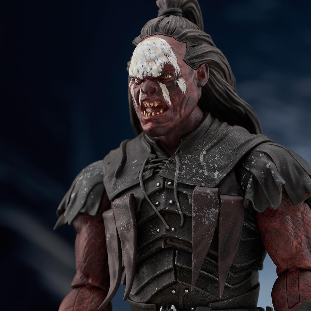 Diamond Select Toys The Lord Of The Rings: Lurtz Action Figure