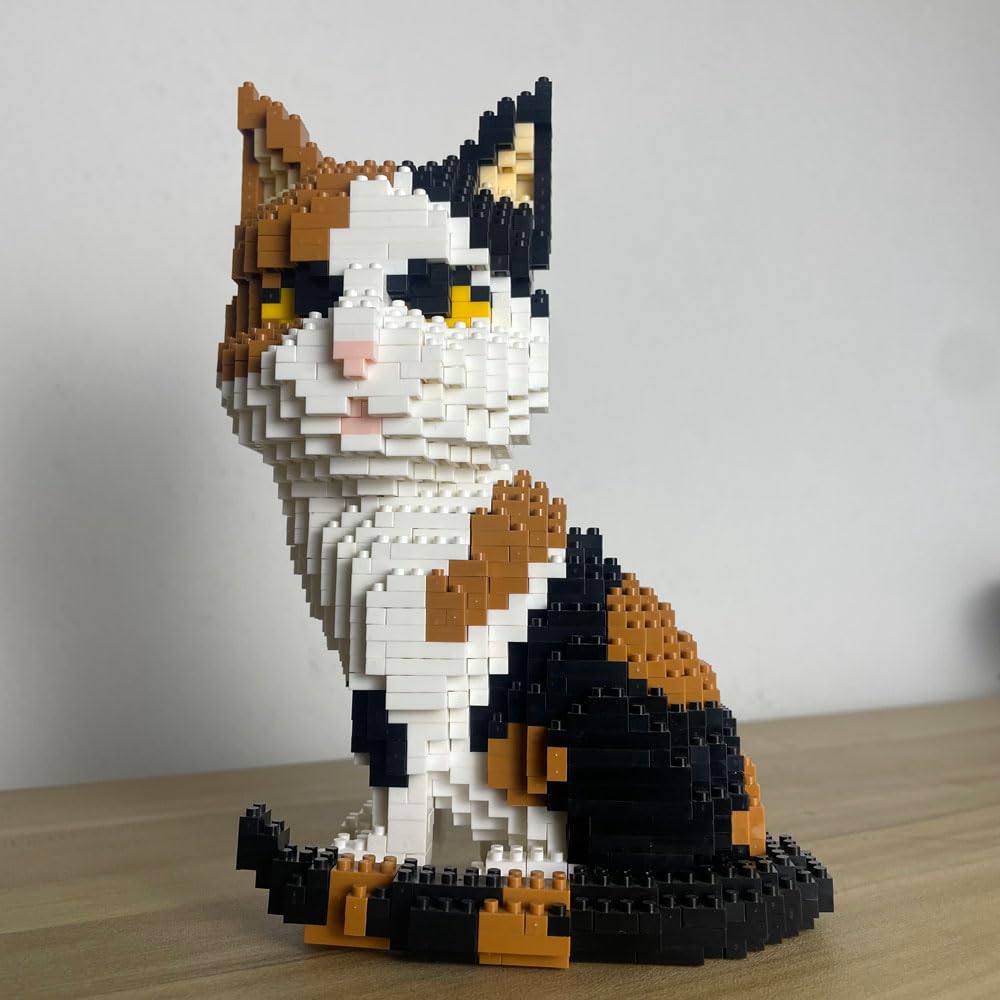 alltogetho Calico Cat Micro Mini Building Block Set - Pet Model - Plastic Toy for Cat Lovers