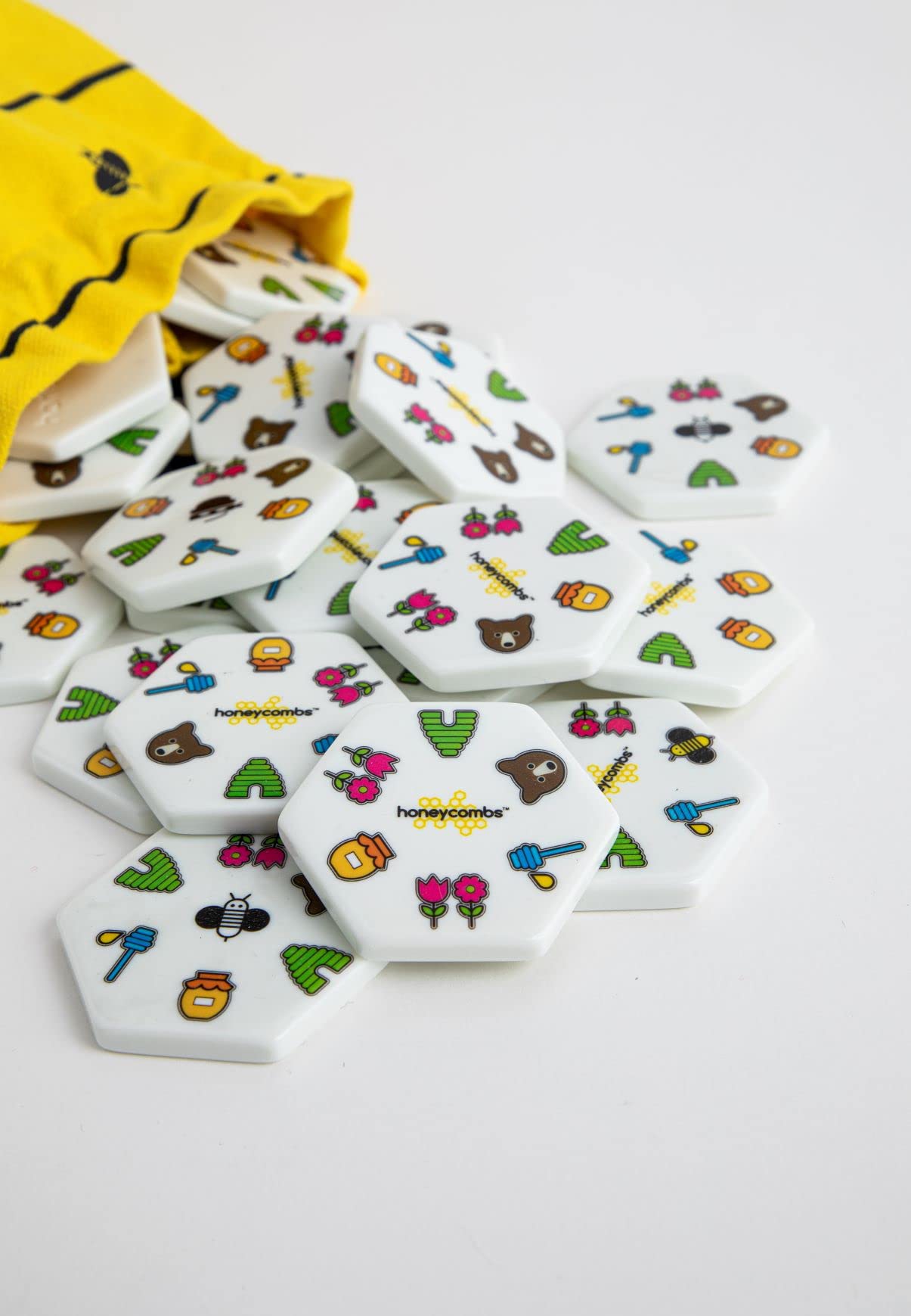 HoneyCombs Matching Game for Kids & Families - Educational, Award-Winning, Resin, Multicolore (Jaune / Noir), Model PIA04914
