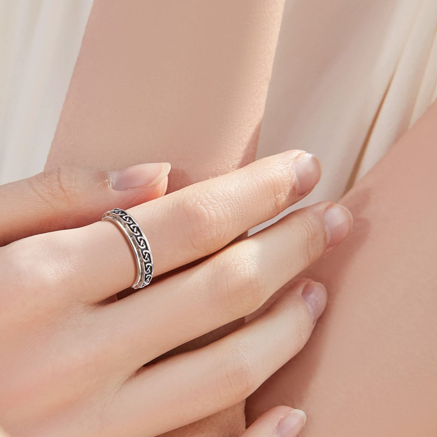 Hoohwe Spinner Rings For Anxiety,S925 Sterling Silver Fidget Anxiety Worry Relieving Boredom Band Rings (5.Celtic Knot Rings, 7)