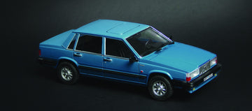 Italeri Volvo 760 GLE 1:24 Scale