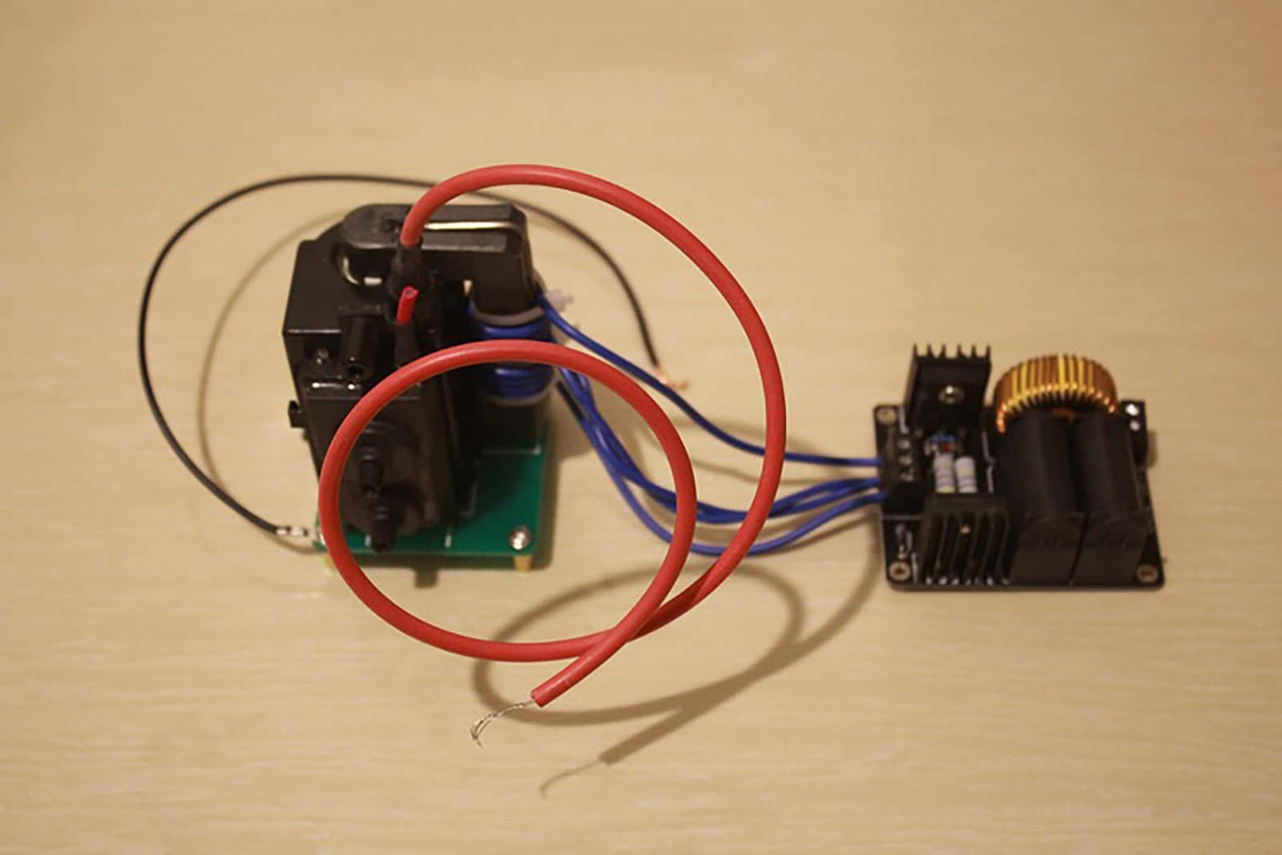 Yoqanr Mini DC Induction Jacobs Ladder Kit - Medium to Large - Copper - Tesla Coil Experiment Toy