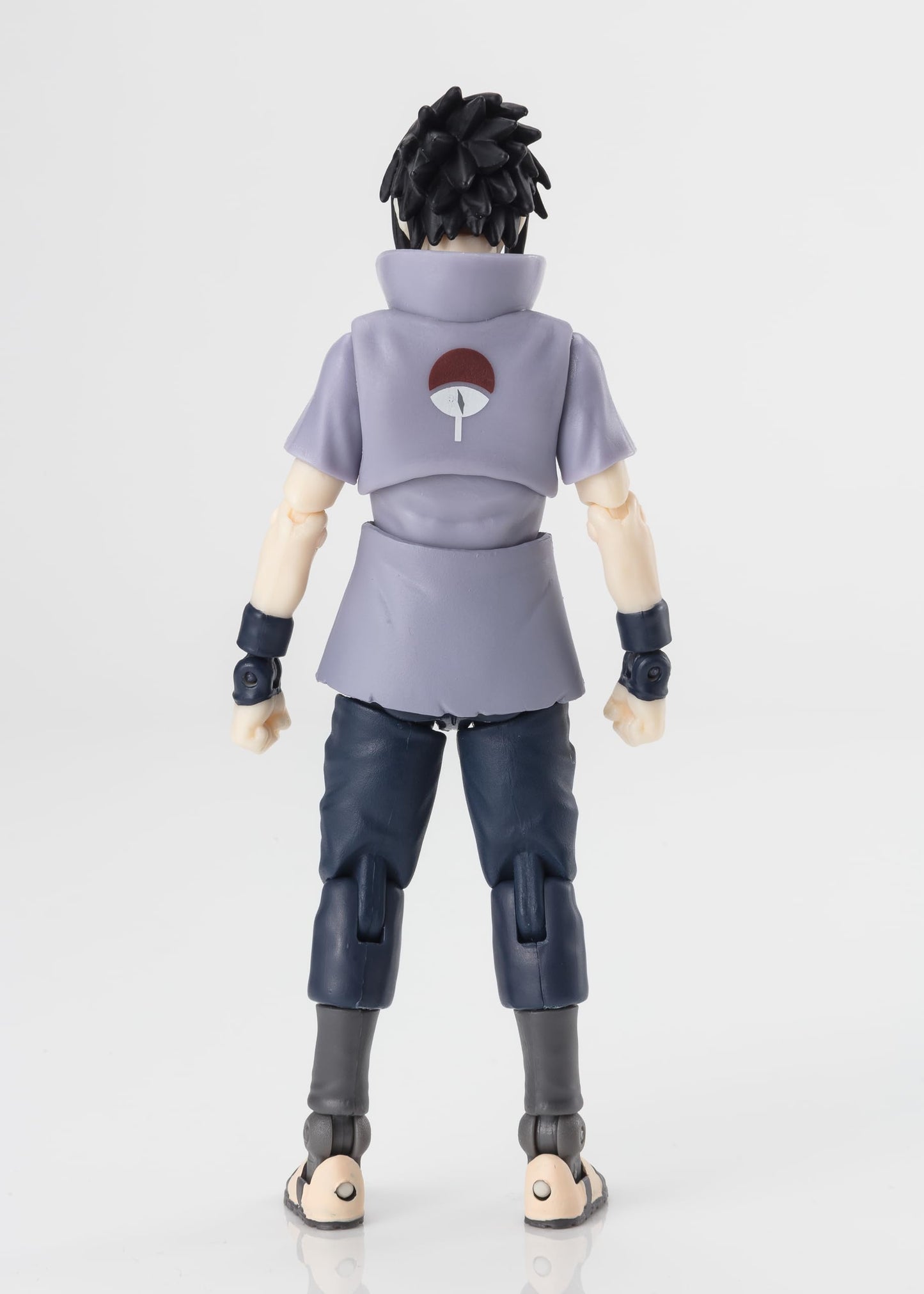 BANDAI NAMCO Sasuke Uchiha Action Figure - Ultimate Legends 5" Plastic Collectible (The Final Valley) Model 87538