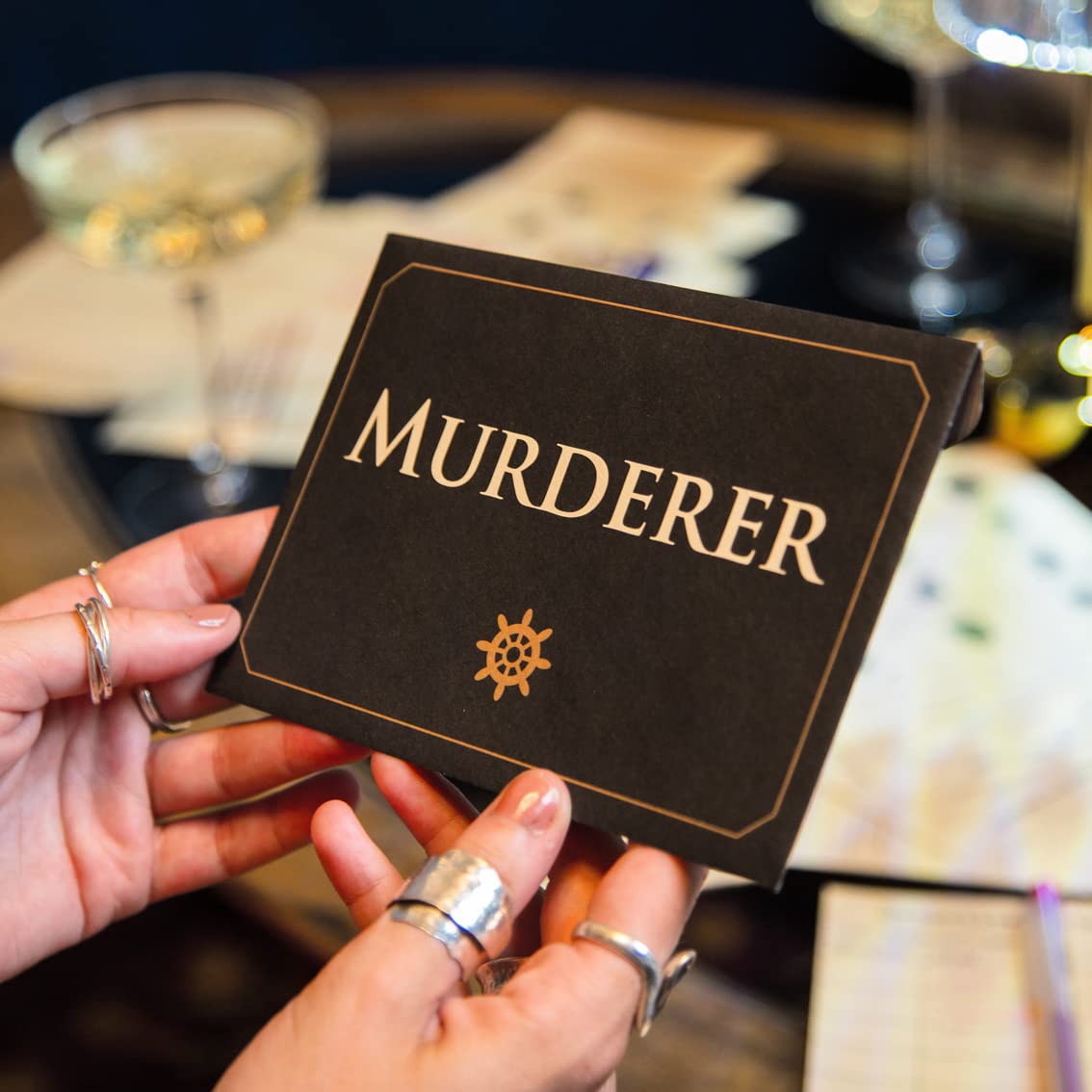 Talking Tables Murder Mystery Game - Interactive Dinner Party Game for 5-12 Players, One Size, Cardboard, Death on The Boat