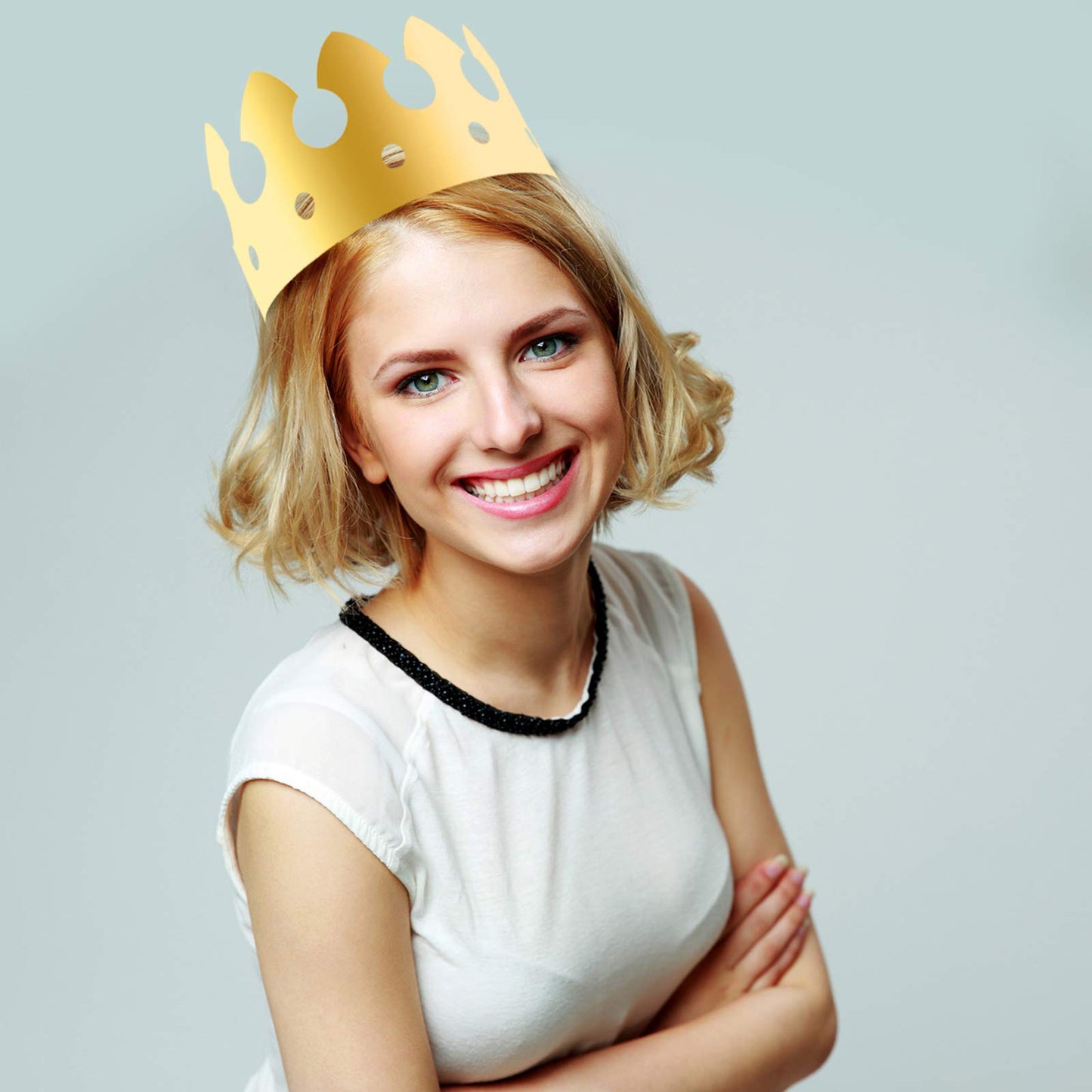 SIQUK Gold Paper Crowns - 27 Pieces Birthday Party Hats, 59-61cm, Paper Material, Model SB-18-028